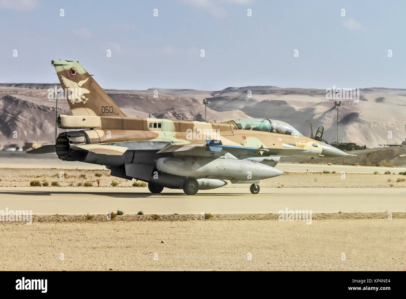 Forza Aerea israeliana (IAF) General Dynamics F-16io al decollo. Fotografato alla "Blue-Flag" 2017, un antenna internazionale esercizio hosted b Foto Stock