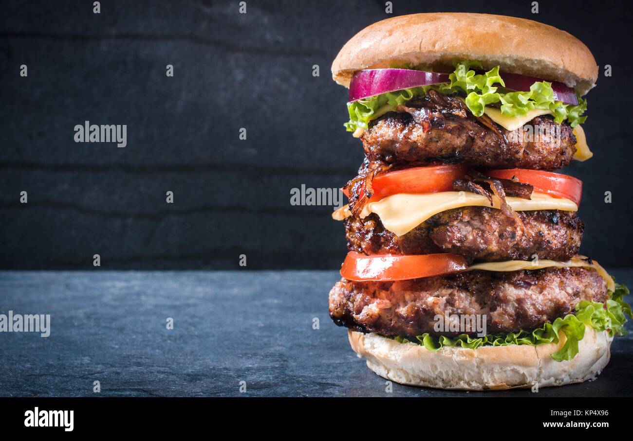 Tripla Hamburger Americano Foto Stock Alamy