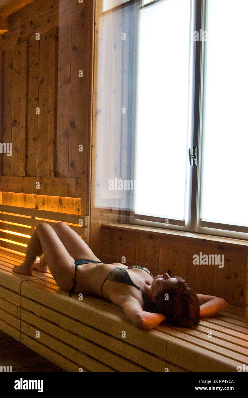 Sauna di fieno, terme di Prè-Saint-Didier, Valle d'Aosta, Italia Foto Stock