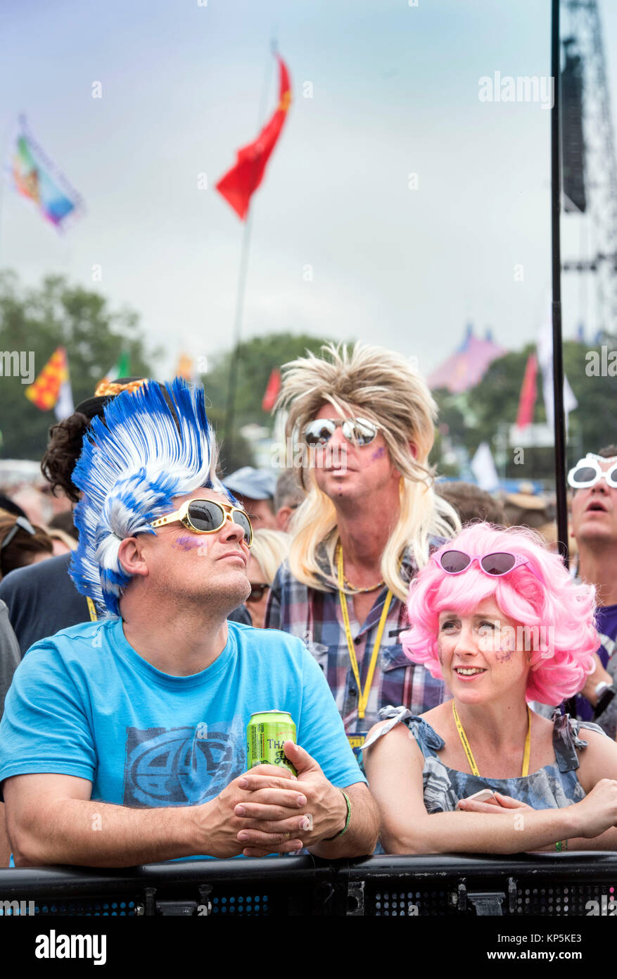 Ventole colorate di Jools Holland (& suo Rhythm & Blues Orchestra) esecuzione alla fase della piramide, Glastonbury 2017 Foto Stock