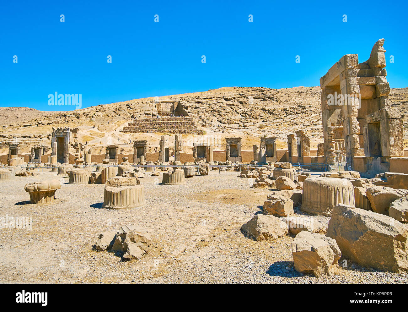 Sito archeologico di Persepolis è famoso tra i locali e i turisti foregn, in visita in Iran. Foto Stock