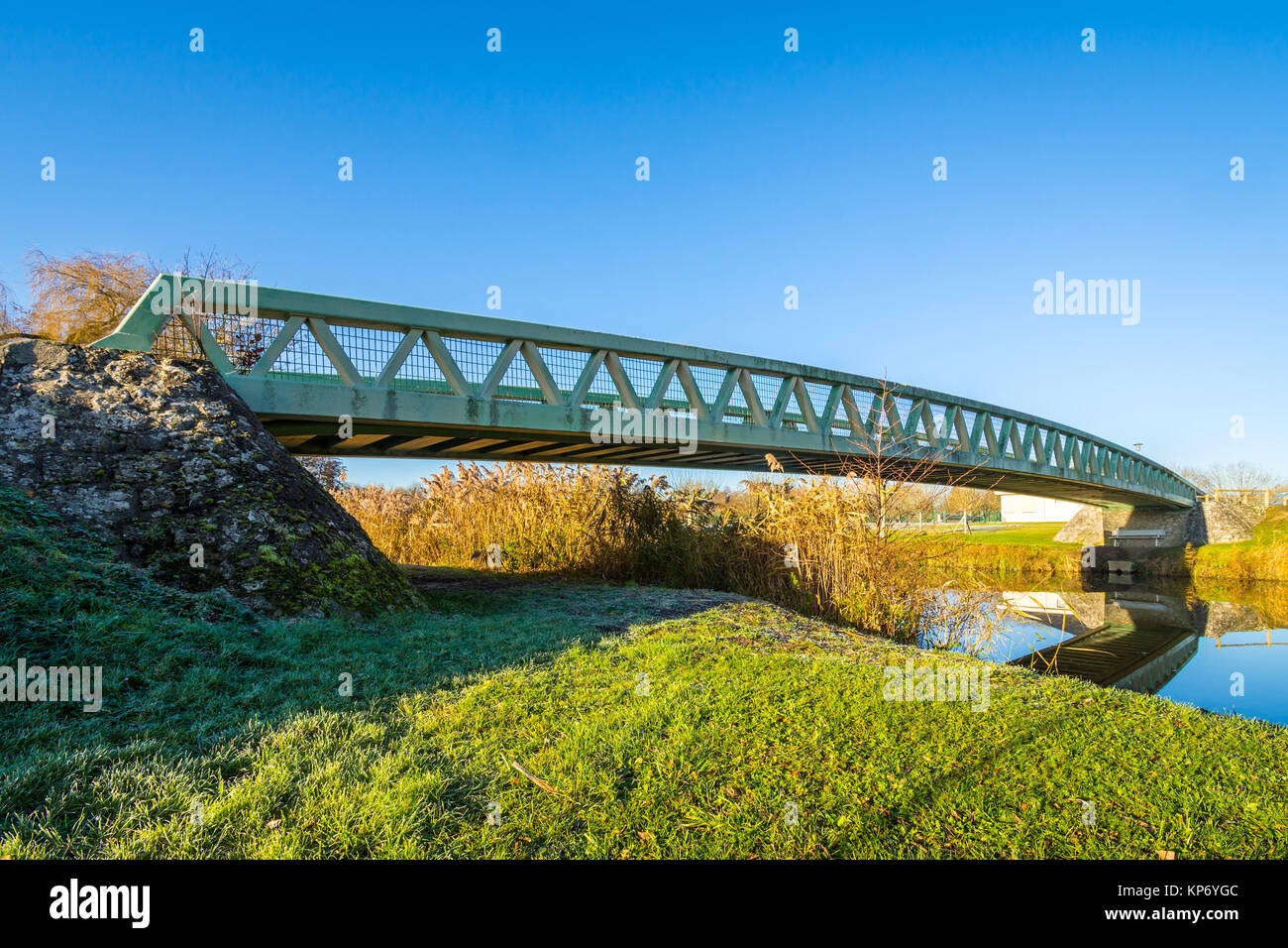 Passerella sul fiume immagini e fotografie stock ad alta risoluzione ...