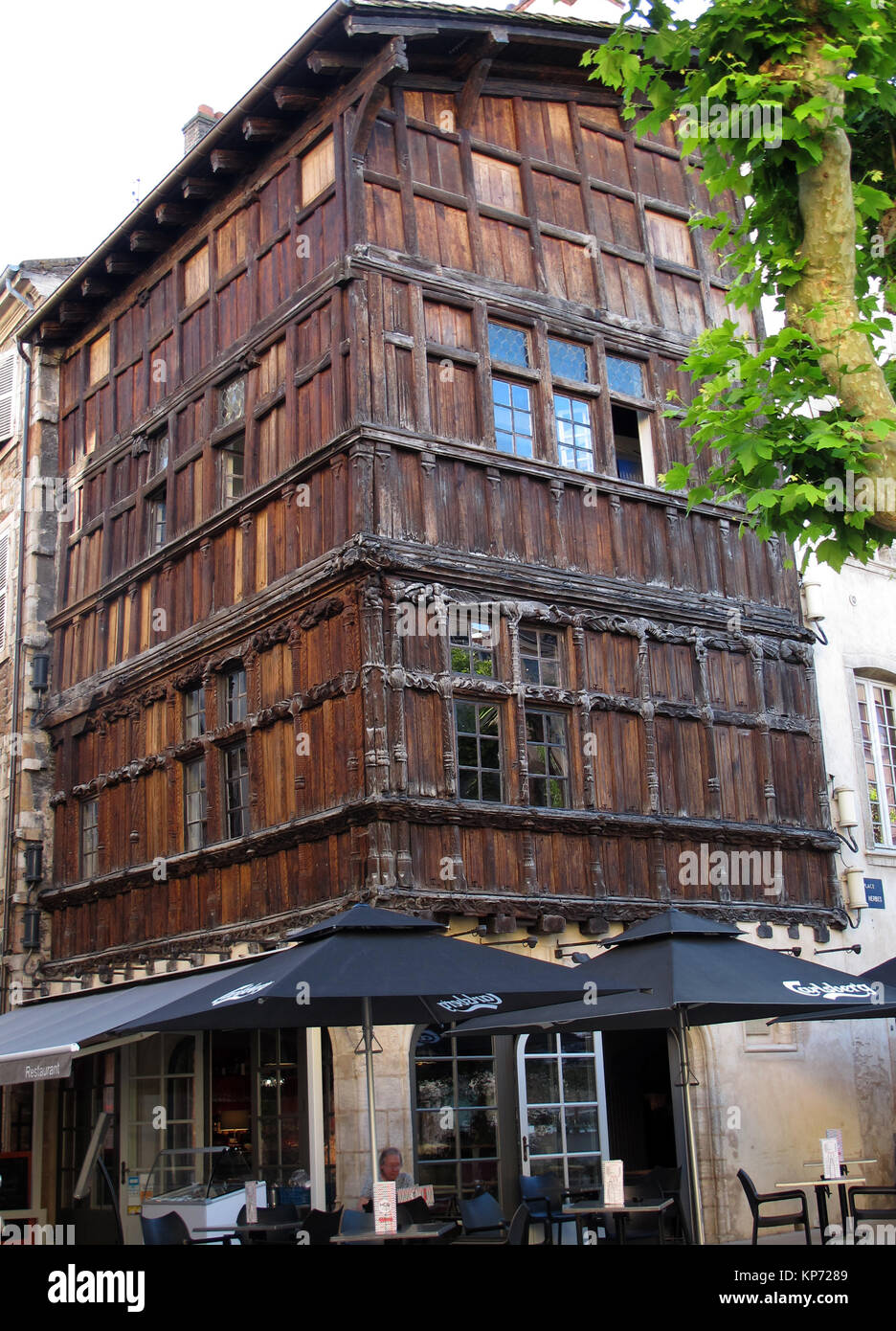 Maison de Bois e Place aux Herbes, Macon, Saône-et-Loire, Bourgogne-Franche-Comté, Francia, Europa Foto Stock