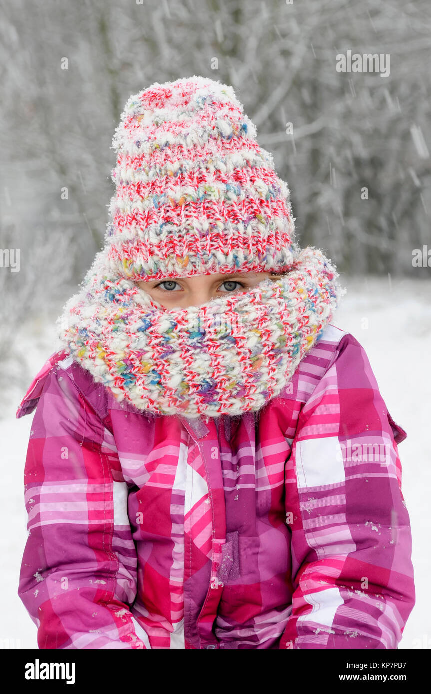 Bambina si blocca Foto Stock