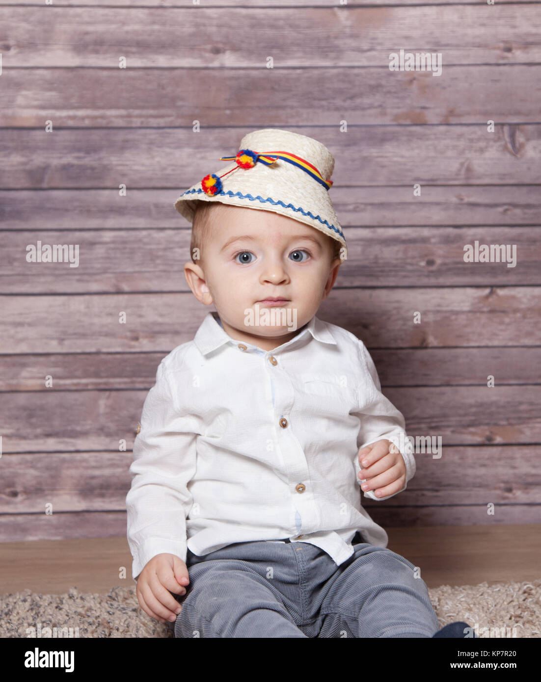 Il rumeno baby boy Foto Stock