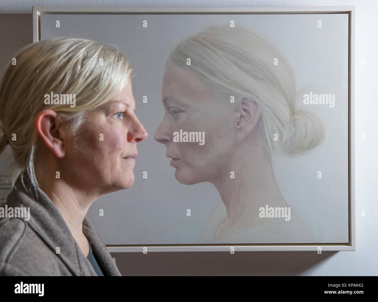 Edinburgh, Regno Unito. Xiv Dic, 2017. Un Edinburgh College of Art laureato vincitrice di un premio entrata in un prestigioso ritratto in tutto il mondo la concorrenza andrà in mostra in Scozia per la prima volta questo inverno. Il 2017 Bp Portrait Award exhibition, che si apre a Scottish National Portrait Gallery il 18 dicembre, saranno dotati di 53 stand-out le opere selezionate da 2.580 voci, con artisti provenienti da 87 paesi. Credito: ricca di Dyson/Alamy Live News Foto Stock