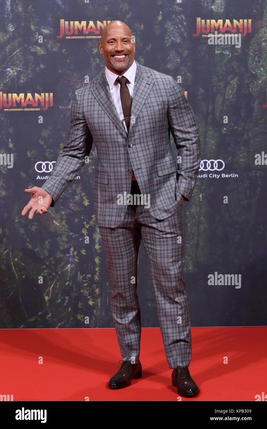 Berlino, Germania, 06 dicembre, 2017. Dwayne Johnson frequentando il 'Jumanji: Welcome To The Jungle' Premiere detenute in corrispondenza del CineStar, Sony Center di Potsdamer Platz Foto Stock