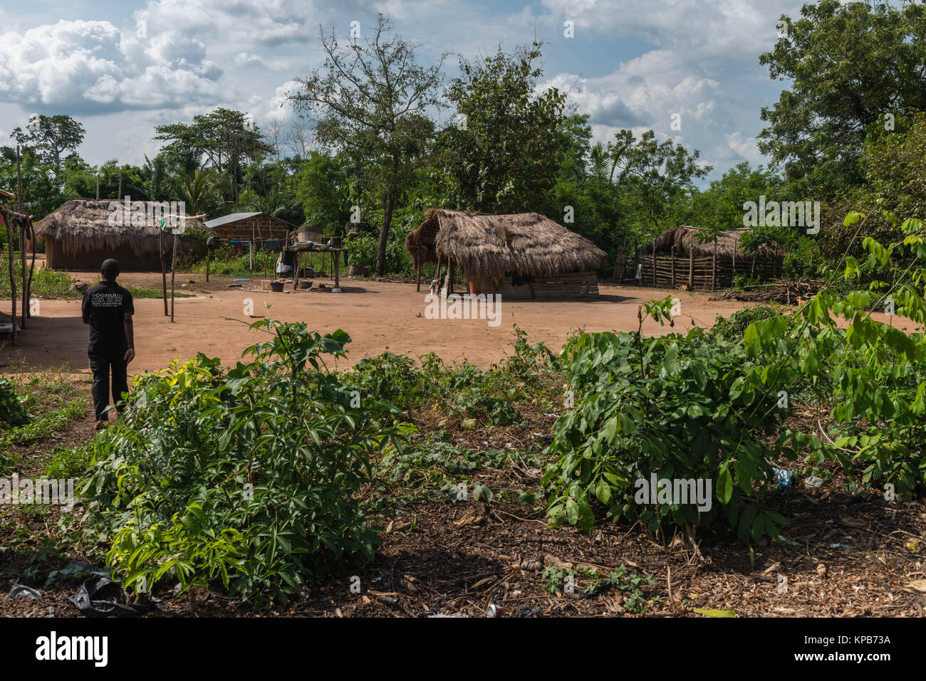 Quartiere in un villaggio vicino a Mafi-Kumase corretto, Volta Regione, Ghana, Africa Foto Stock