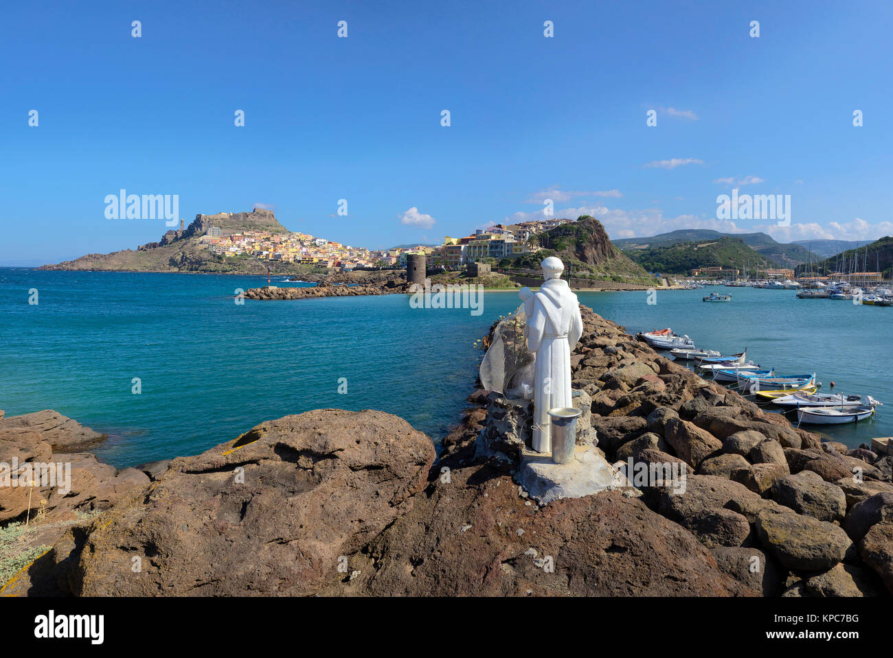 Sailor patrono figura presso il porto di Castelsardo, Sardegna, Italia, mare Mediterraneo, Europa Foto Stock