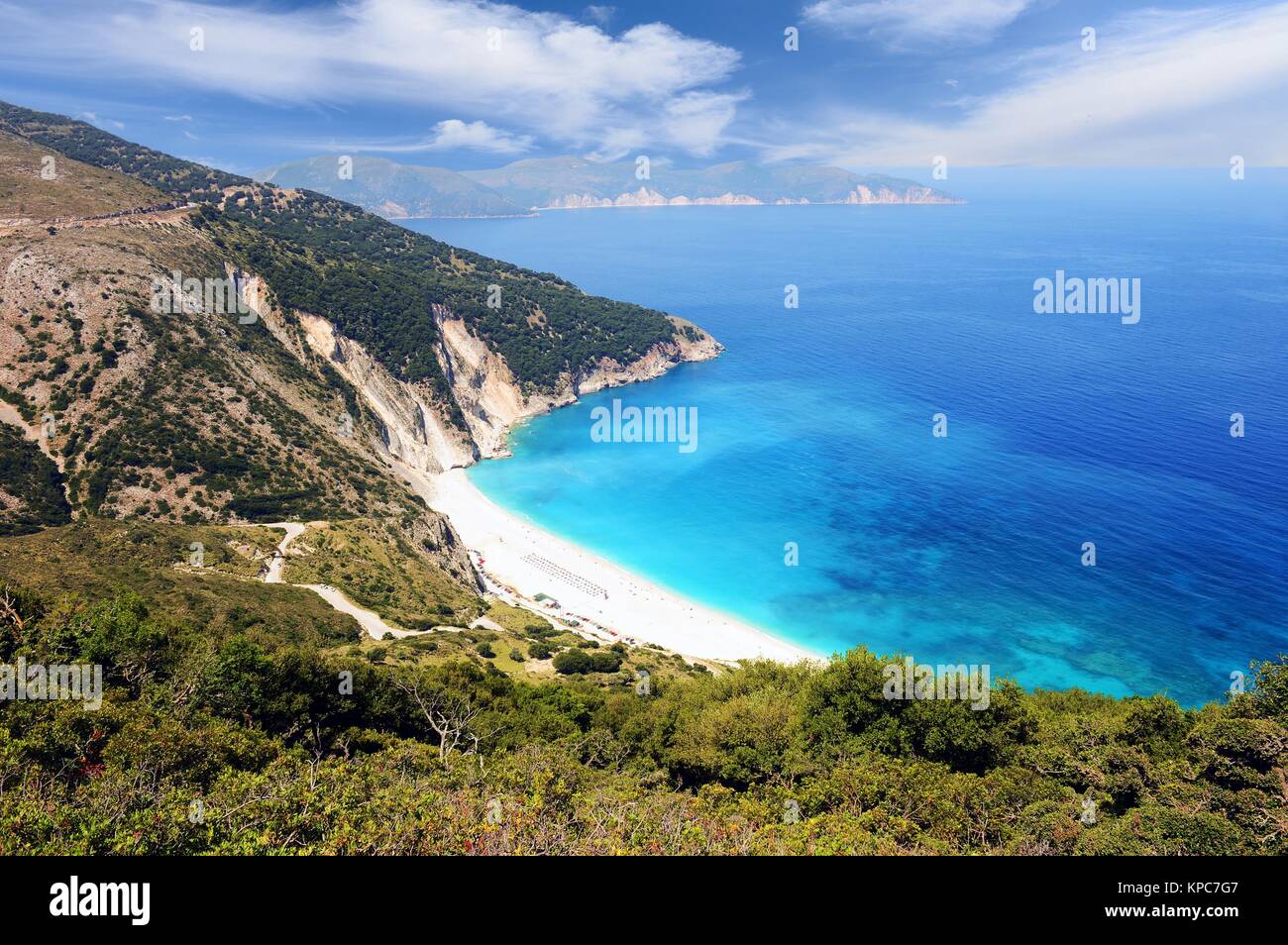 Famosa Spiaggia Di Myrtos In Lisola Di Cefalonia La Grecia