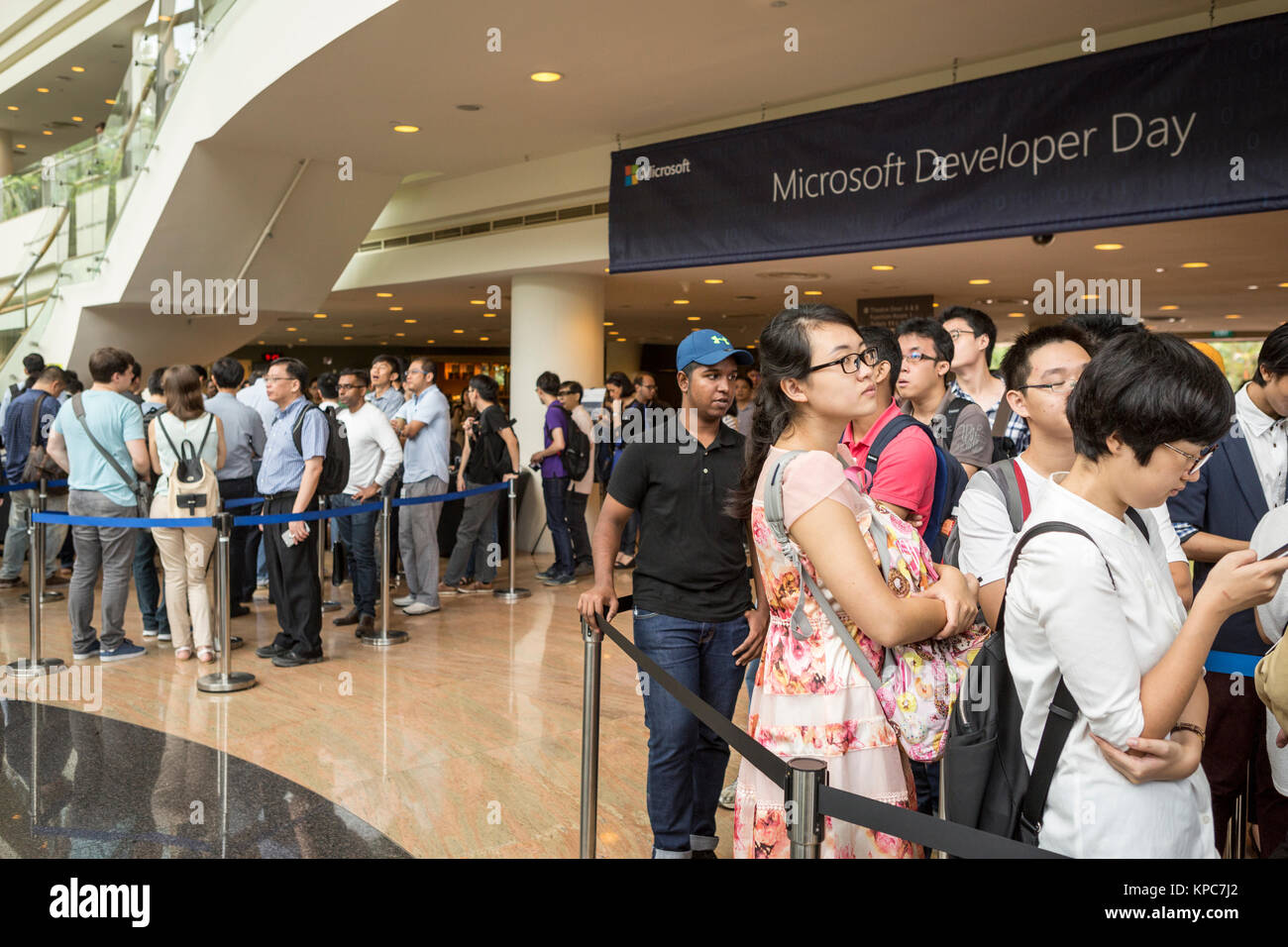 I partecipanti registrati per il Microsoft Developer Day in Singapore, 27 maggio 2016. Foto Stock
