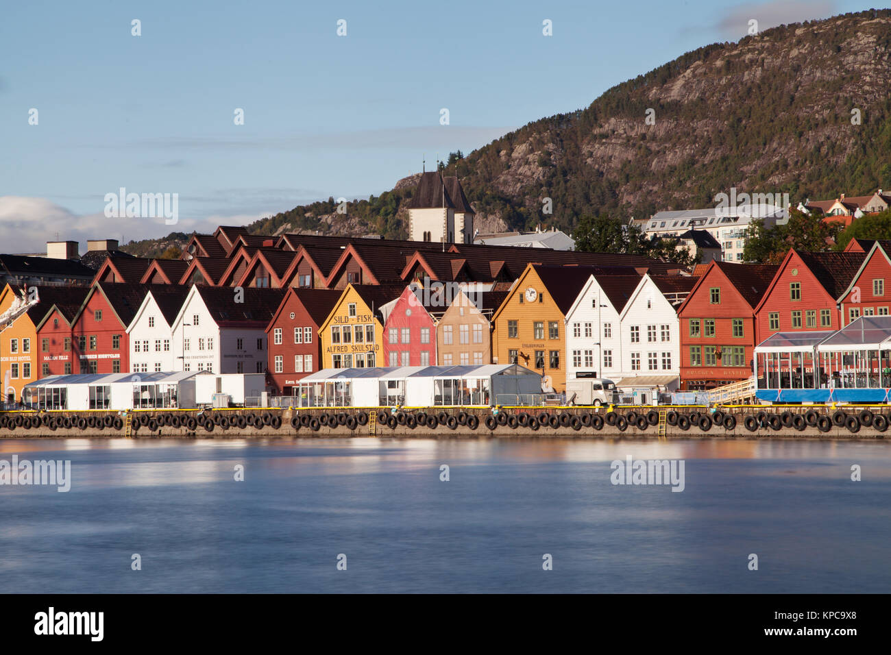 Il quartiere storico di Bryggen a Bergen, Norvegia. Foto Stock