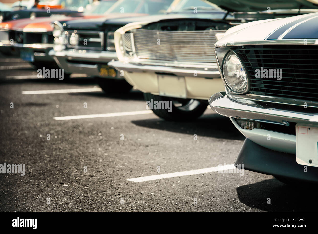 Auto classiche in una riga Foto Stock