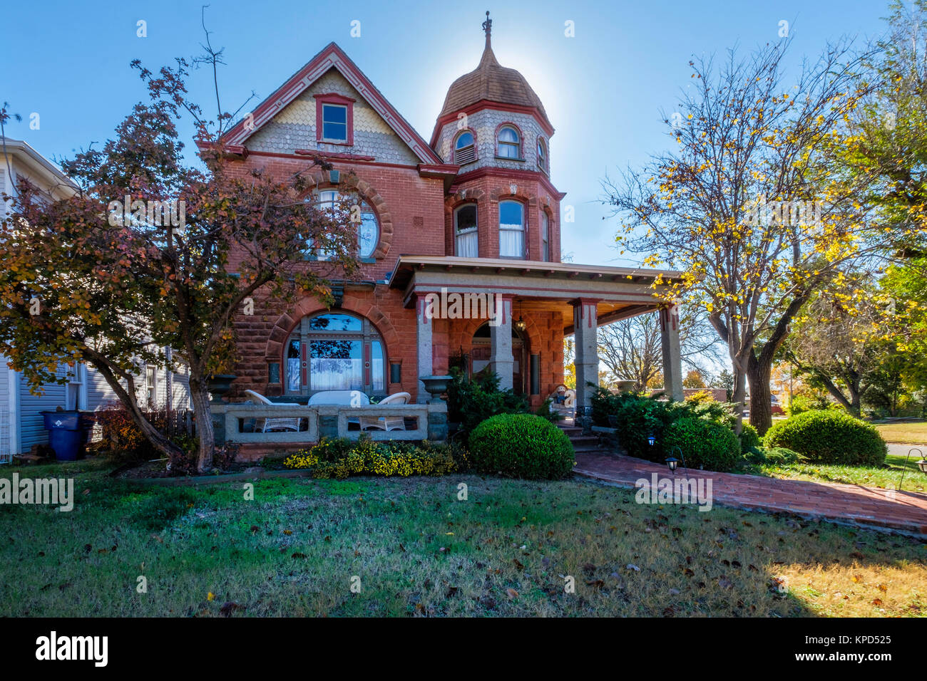 La parte anteriore della prima casa di mattoni costruito nel territorio di Oklahoma e progettato da Giuseppe Foucart fu costruito per Phillip Hellman. Guthrie, Oklahoma, Stati Uniti d'America. Foto Stock