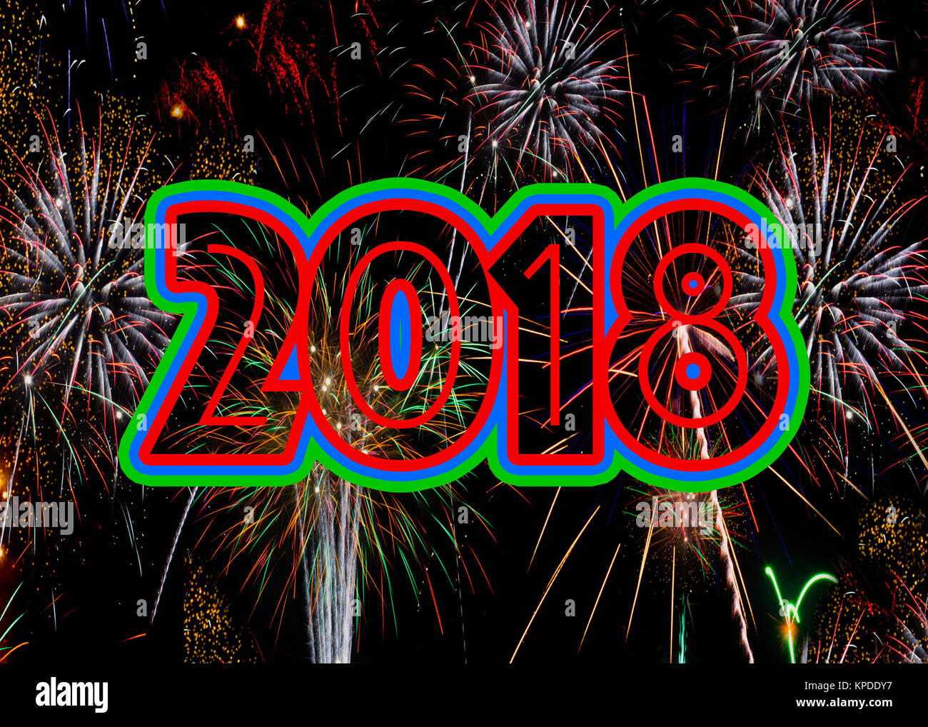 Fuochi d'artificio 2018 Capodanno concetto esplode Il fuoco funziona celebrazione. Rapporto per un5 e 7x5 biglietti di auguri Foto Stock