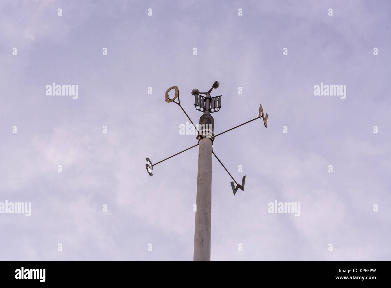 Stazione meteo con anemometro Foto Stock