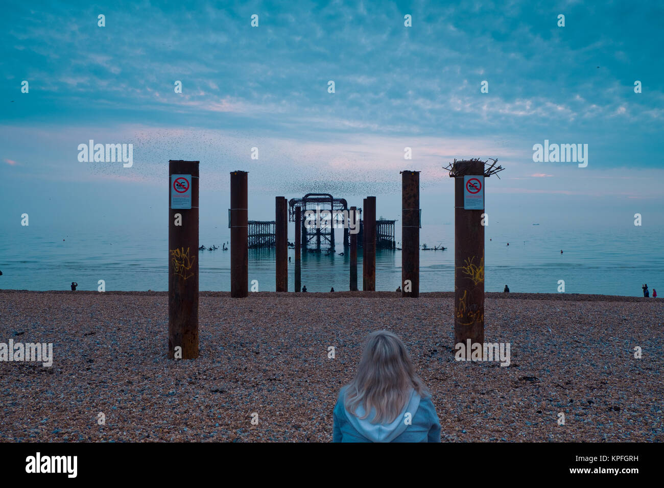 Molo Ovest di Brighton al tramonto, East Sussex, Regno Unito Foto Stock