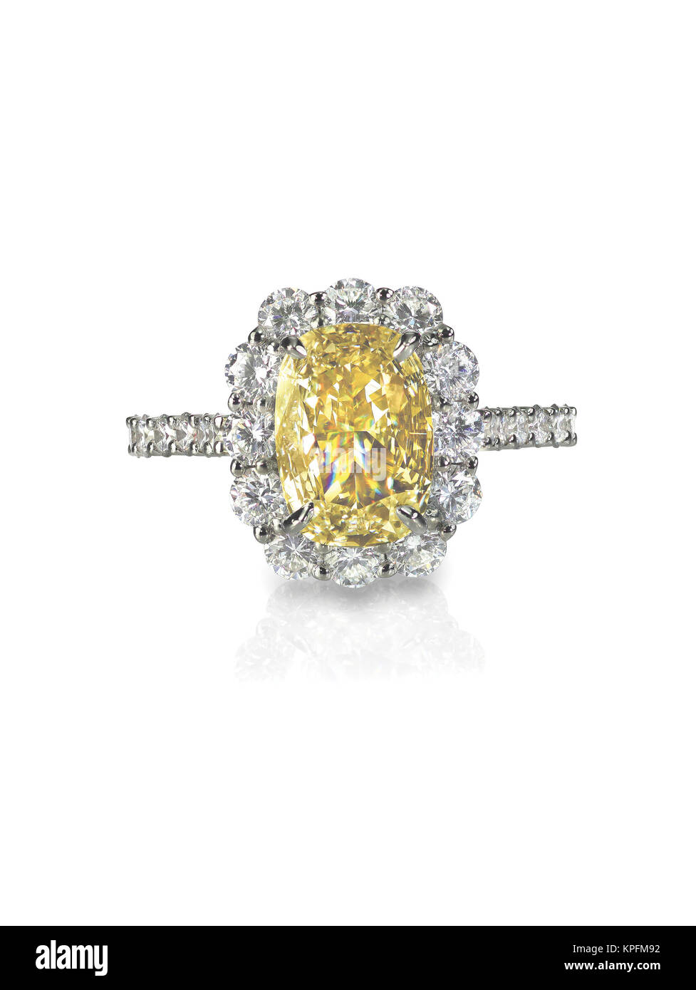 Diamante giallo colorato anello di fidanzamento con topazio citrino Foto  stock - Alamy