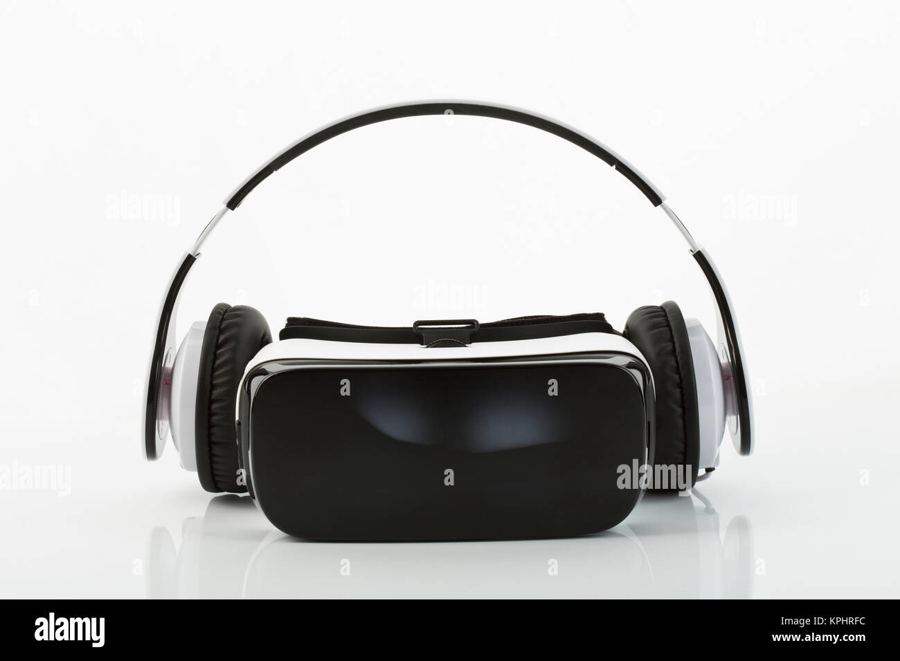 Occhiali per realtà virtuale e le cuffie Foto Stock