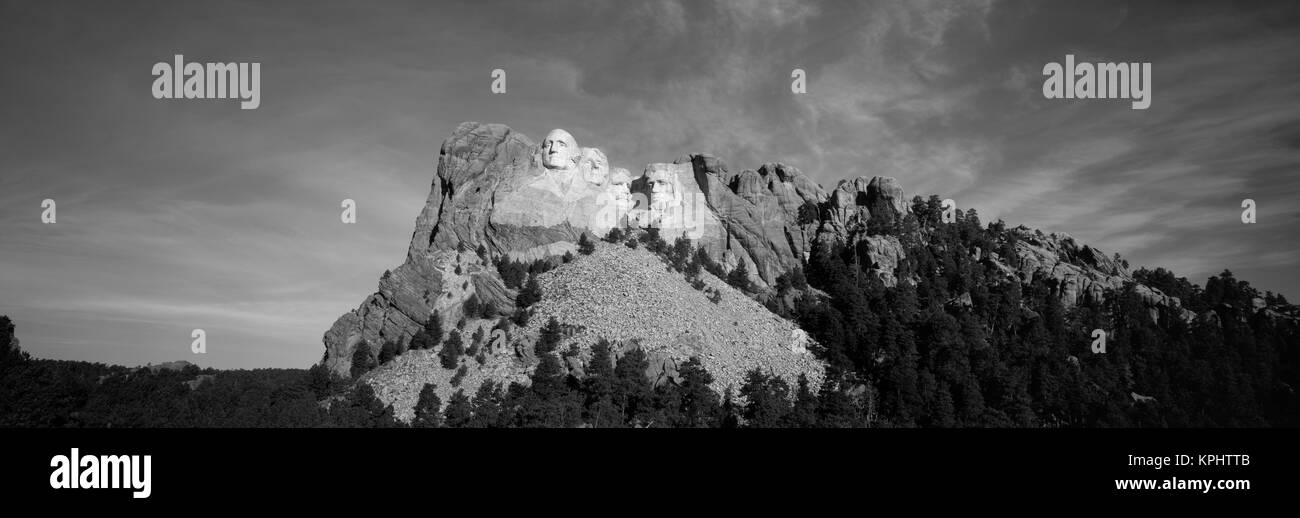 Stati Uniti d'America, Sud Dakota, Keystone, la vista del monte Rushmore Monumento Nazionale e area delle Black Hills (formato di grandi dimensioni disponibili) Foto Stock