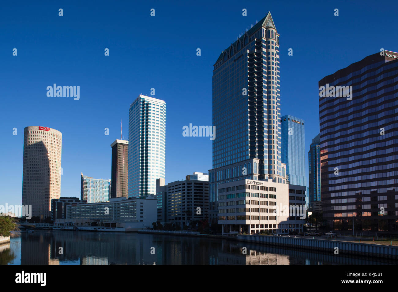 Stati Uniti d'America, Florida, Tampa, città vista dal fiume Hillsborough Foto Stock