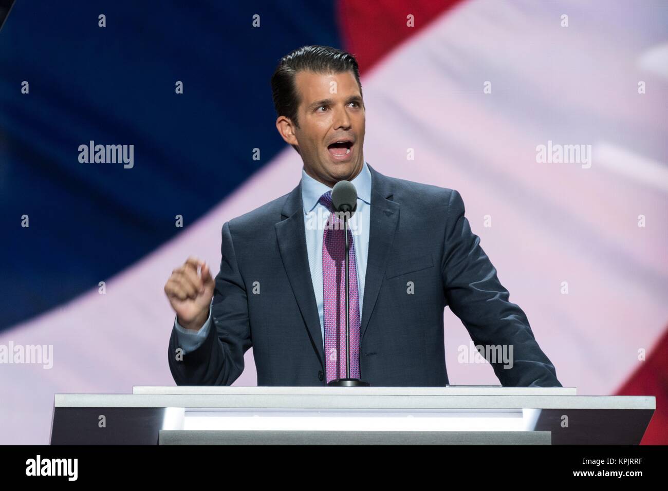 Donald Trump, Jr., figlio di Donald Trump e della sua prima moglie Ivana Trump, indirizzi dei delegati nella seconda giornata della Convention Nazionale Repubblicana Luglio 19, 2016 a Cleveland, Ohio. Nella prima giornata i delegati nominati formalmente Trump per il presidente. Foto Stock