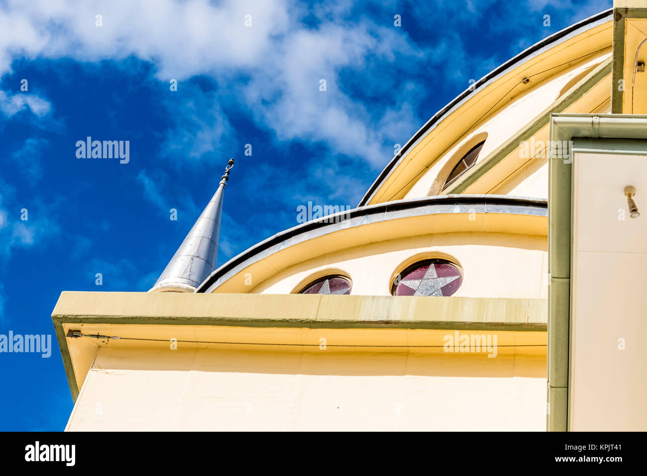 SYDNEY, Australia - 24 agosto: Auburn Gallipoli moschea il 24 agosto 2017 a Sydney nel sobborgo di Auburn. Stile ottomano moschea con una cupola centrale e minare Foto Stock
