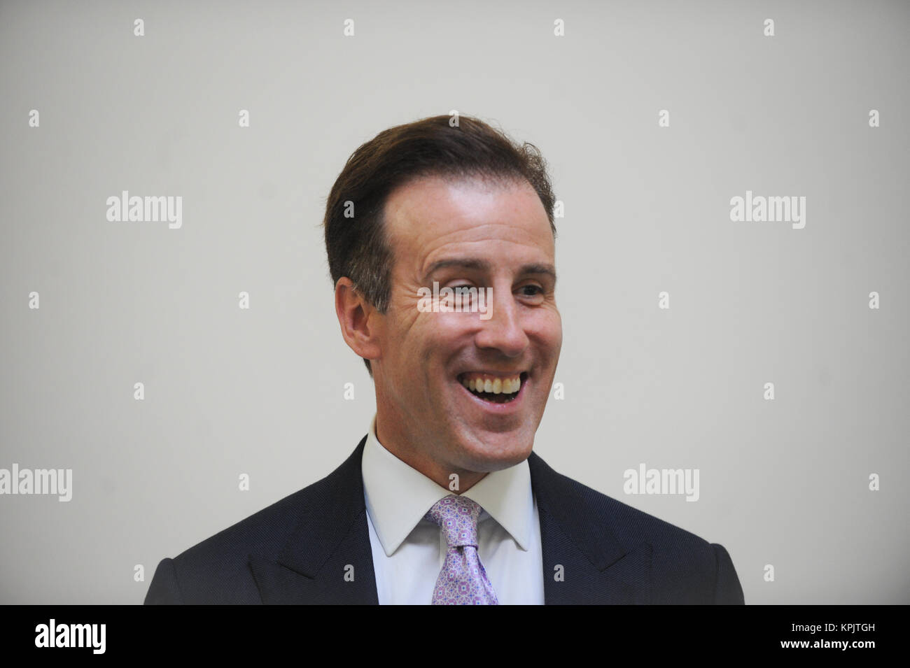 La sala da ballo ballerino e Strictly Come Dancing star, Anton du Beke. Foto Stock