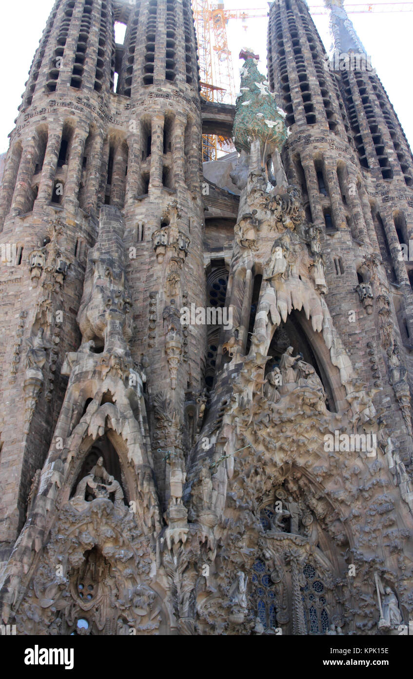 Basilica i Temple Expiatori de la Sagrada Familia (Basilica e chiesa espiatorio della Santa Famiglia) Chiesa, Barcelona, Spagna. Foto Stock