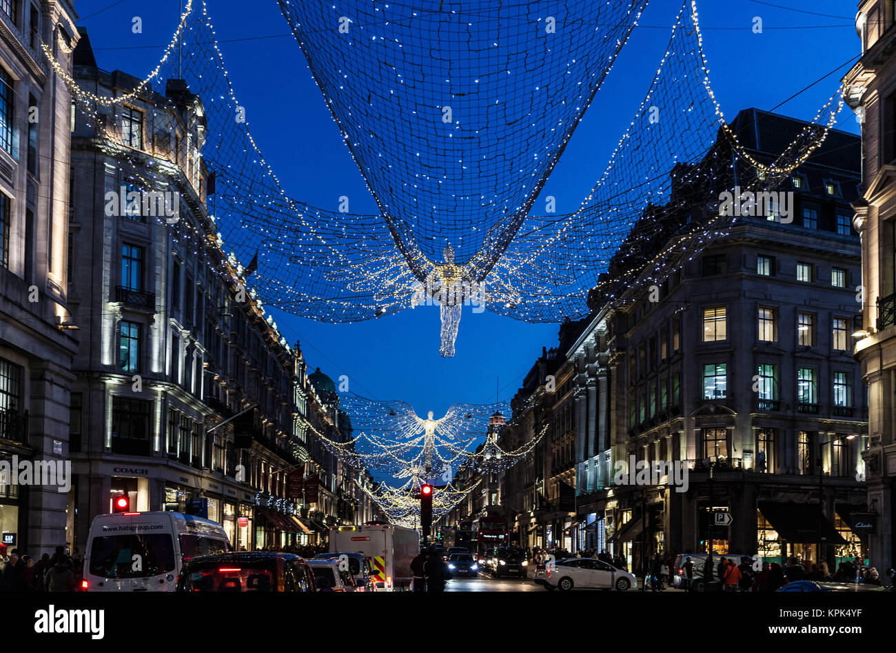 " Lo Spirito di Natale' display luci, Regent Street, Londra, Inghilterra, Regno Unito. Foto Stock