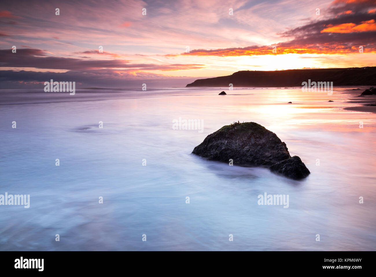 Autunno a sunrise Cayton Bay, Scarborough Foto Stock