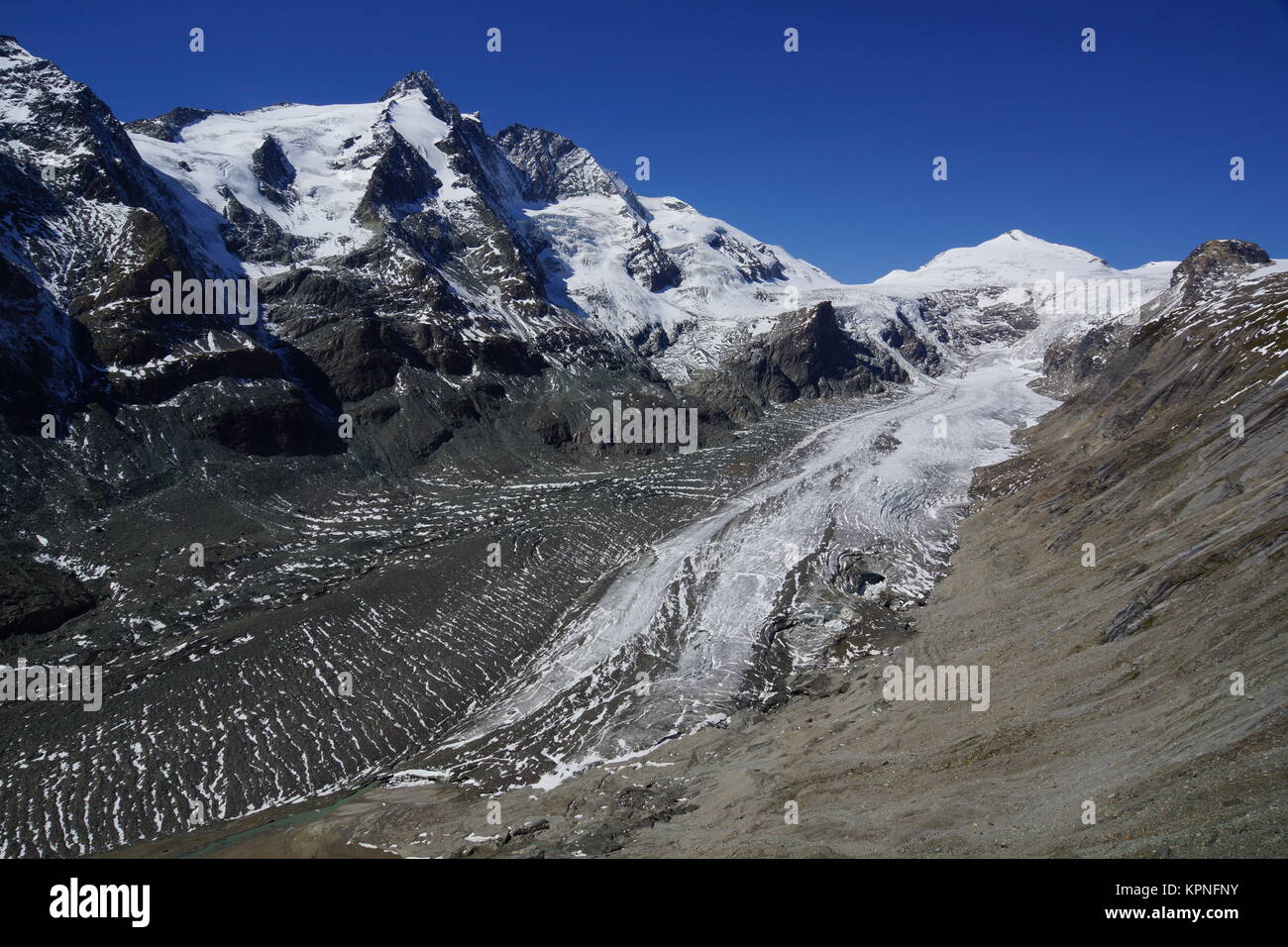 Blick über den Pasterzegletscher zum Großglocknermassiv Foto Stock