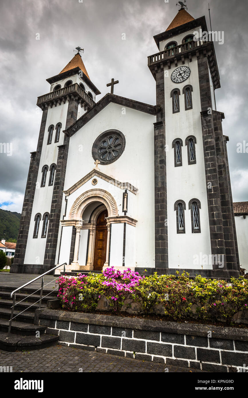 Torre di San sebastian chiesa (Igreja matriz de Sao Sebastiao) a Ponta Delgada,san miguel,la regione autonoma delle Azzorre,Portogallo. Foto Stock