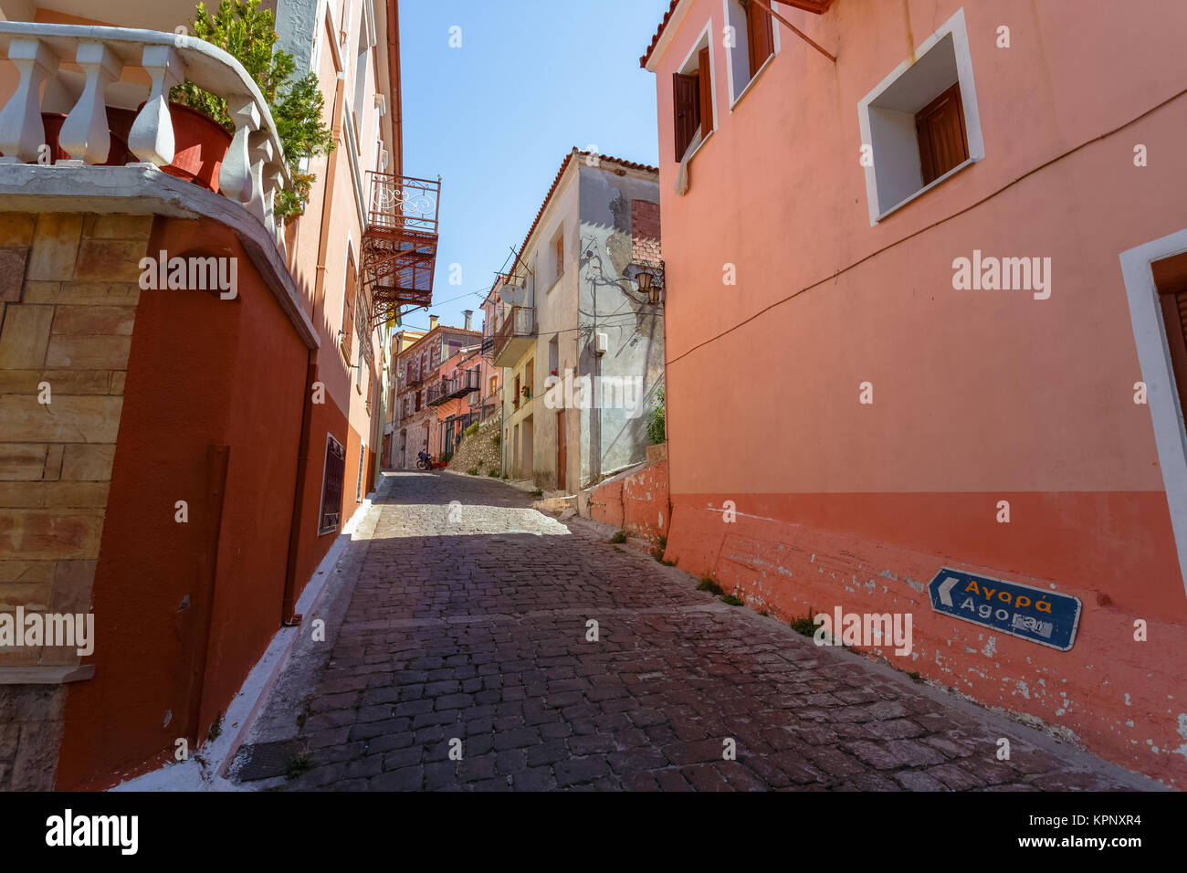 Il pittoresco villaggio di Agiasos è situato nella parte sud dell isola di Lesbo ed è famosa per i pittoreschi edifici e chiese Foto Stock