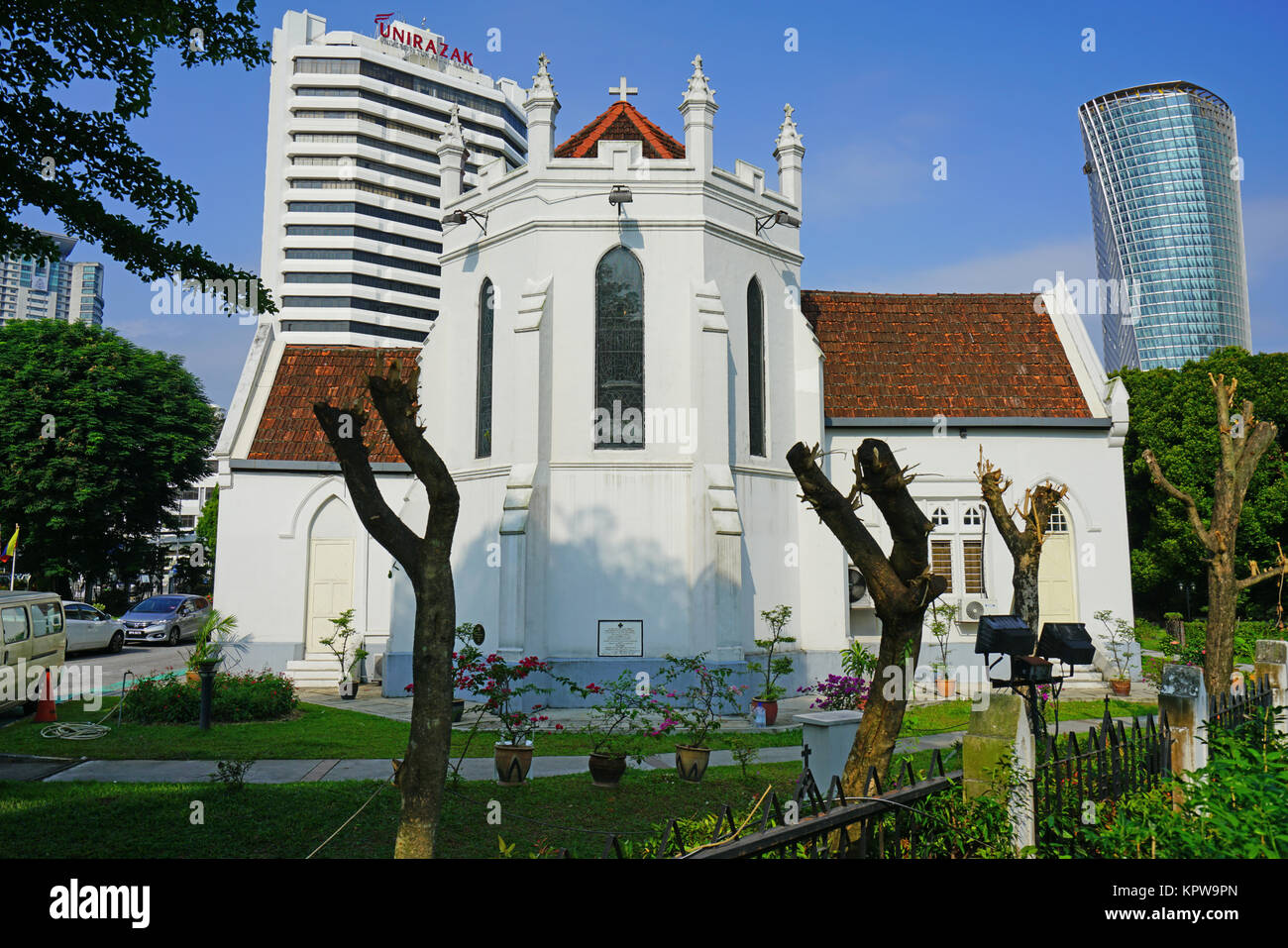 Vista della cattedrale di Santa Maria Vergine (St. Mary Cattedrale), una diocesi anglicana chiesa situata a Kuala Lumpur in Malesia Foto Stock