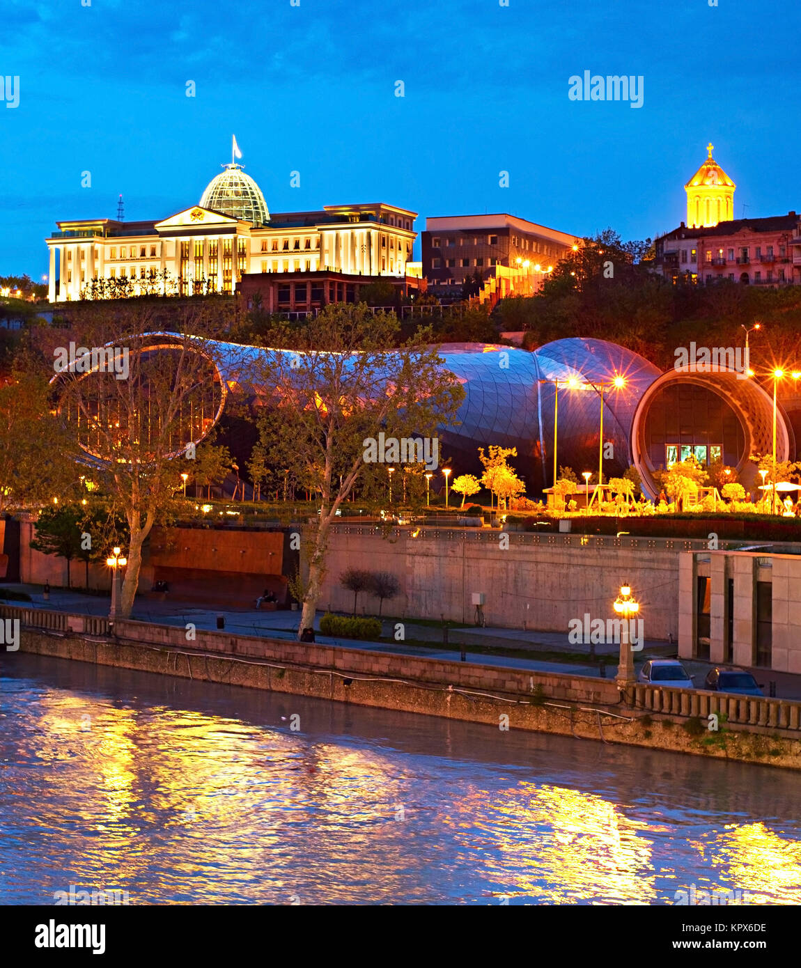 Tbilisi al crepuscolo, Georgia Foto Stock