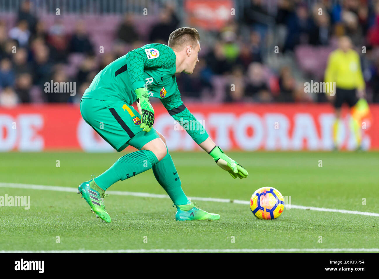 Barcellona, Spagna. Xvii Dec, 2017. Spagna - XVII di dicembre: Barcellona portiere Marc-andré ter Stegen (1) durante la partita tra FC Barcelona contro Deportivo Coruna, per il round 16 del Liga Santander, giocato al Camp Nou Stadium il 17 dicembre 2017 a Barcellona, Spagna. (Credit: GTO/Urbanandsport/Gtres Online) Credito: Gtres Información más Comuniación on line, S.L./Alamy Live News Foto Stock
