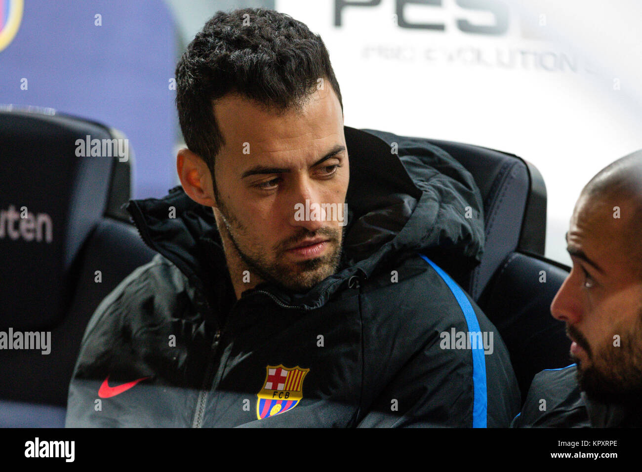 Barcellona, Spagna. Xvii Dec, 2017. Spagna - XVII di dicembre: Barcellona centrocampista Sergio Busquets (5) durante la partita tra FC Barcelona contro Deportivo Coruna, per il round 16 del Liga Santander, giocato al Camp Nou Stadium il 17 dicembre 2017 a Barcellona, Spagna. (Credit: GTO/Urbanandsport/Gtres Online) Credito: Gtres Información más Comuniación on line, S.L./Alamy Live News Foto Stock