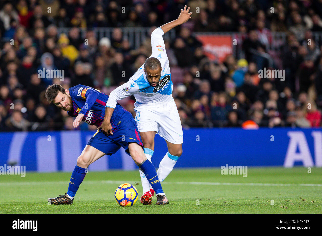 Barcellona, Spagna. Xvii Dec, 2017. Spagna - XVII di dicembre: Barcellona avanti Lionel Messi (10) durante la partita tra FC Barcelona contro Deportivo Coruna, per il round 16 del Liga Santander, giocato al Camp Nou Stadium il 17 dicembre 2017 a Barcellona, Spagna. (Credit: GTO/Urbanandsport/Gtres Online) Credito: Gtres Información más Comuniación on line, S.L./Alamy Live News Foto Stock