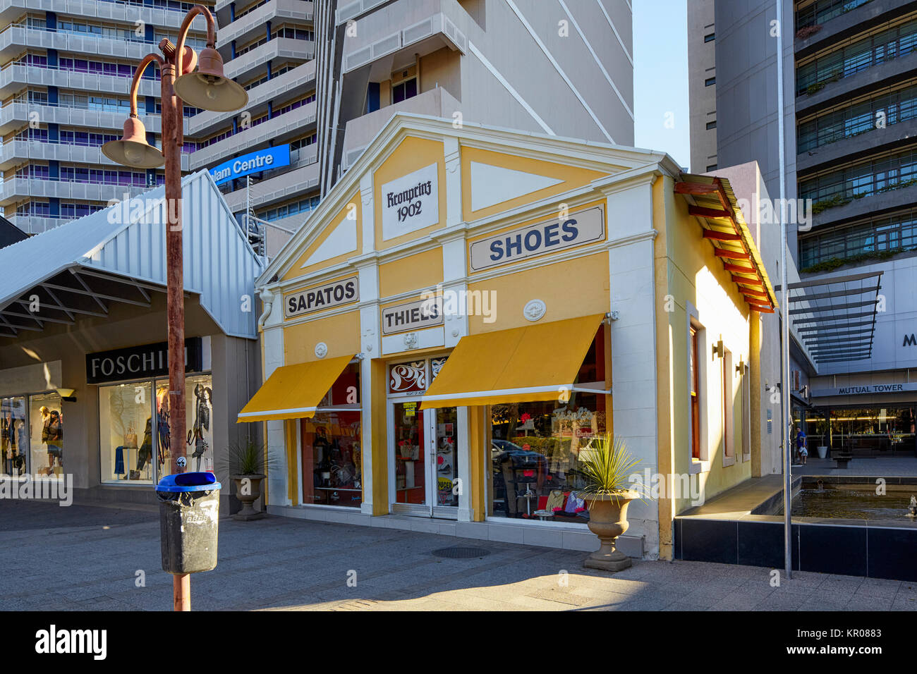 Calzatura Kromprinz Store (sapatos, thiels) su Viale Indipendenza, a Windhoek, Namibia, Africa Foto Stock