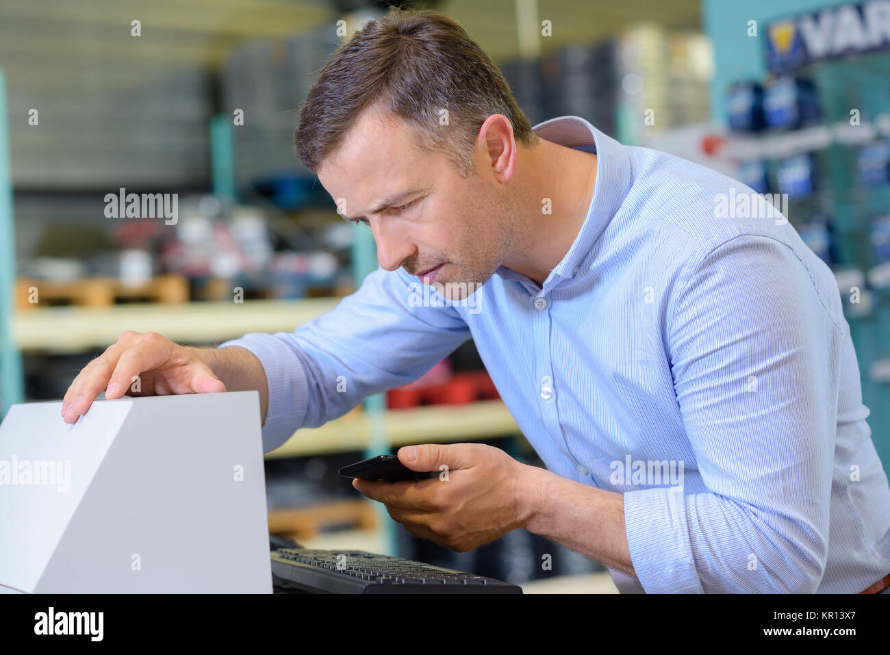 Controllare le informazioni giuste Foto Stock