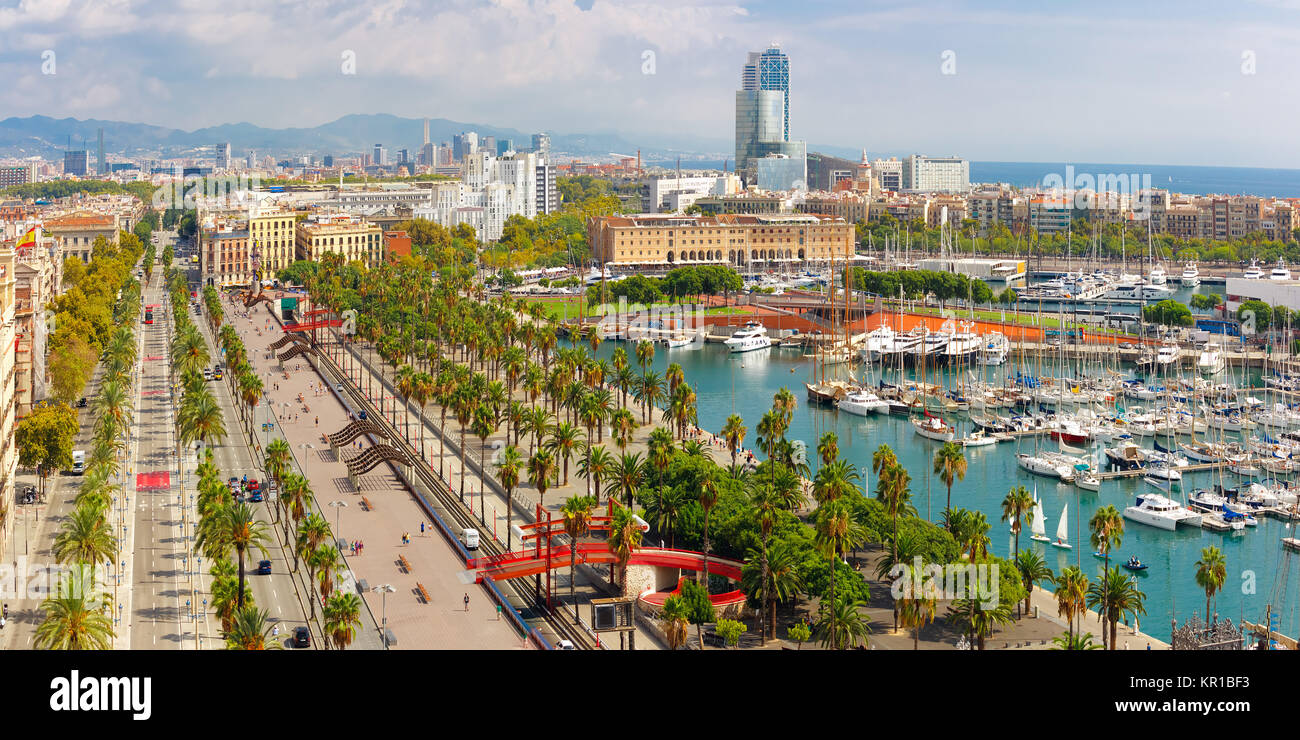 Passeig de Colom a Barcellona, in Catalogna, Spagna Foto Stock