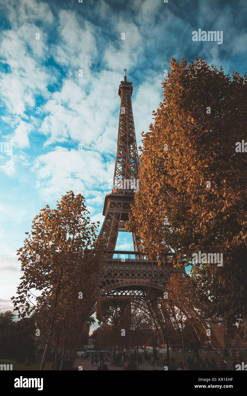 Torre Eiffel durante l'Autunno Foto Stock