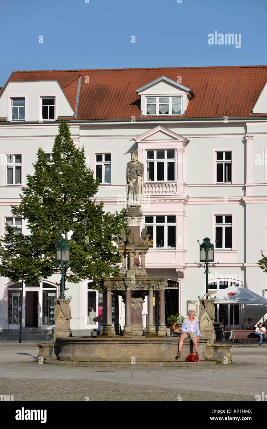 Heinrichsbrunnen, mercato, Meiningen, Turingia, Germania, Marktplatz, Thueringen, Deutschland Foto Stock