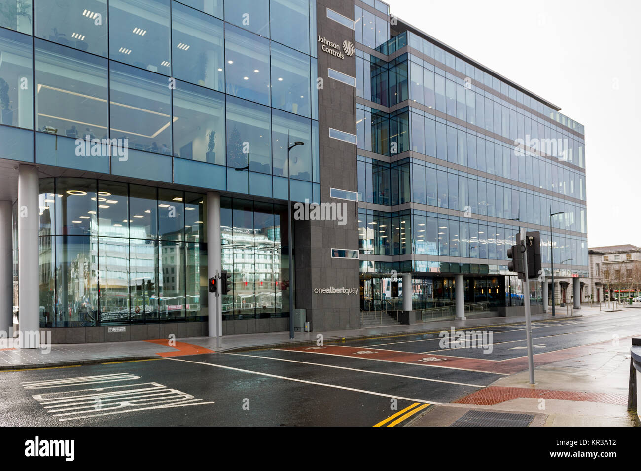 Uno Albert Quay, un nuovo business/office sviluppo come parte della rigenerazione del Cork, Irlanda. Foto Stock