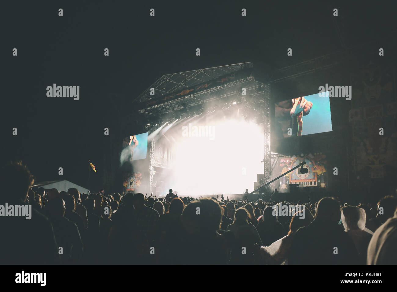 Kaiser Chiefs esibirsi sul palco a V Festival Agosto 2016, Chelmsford, Hylands Park, Essex, Inghilterra Foto Stock
