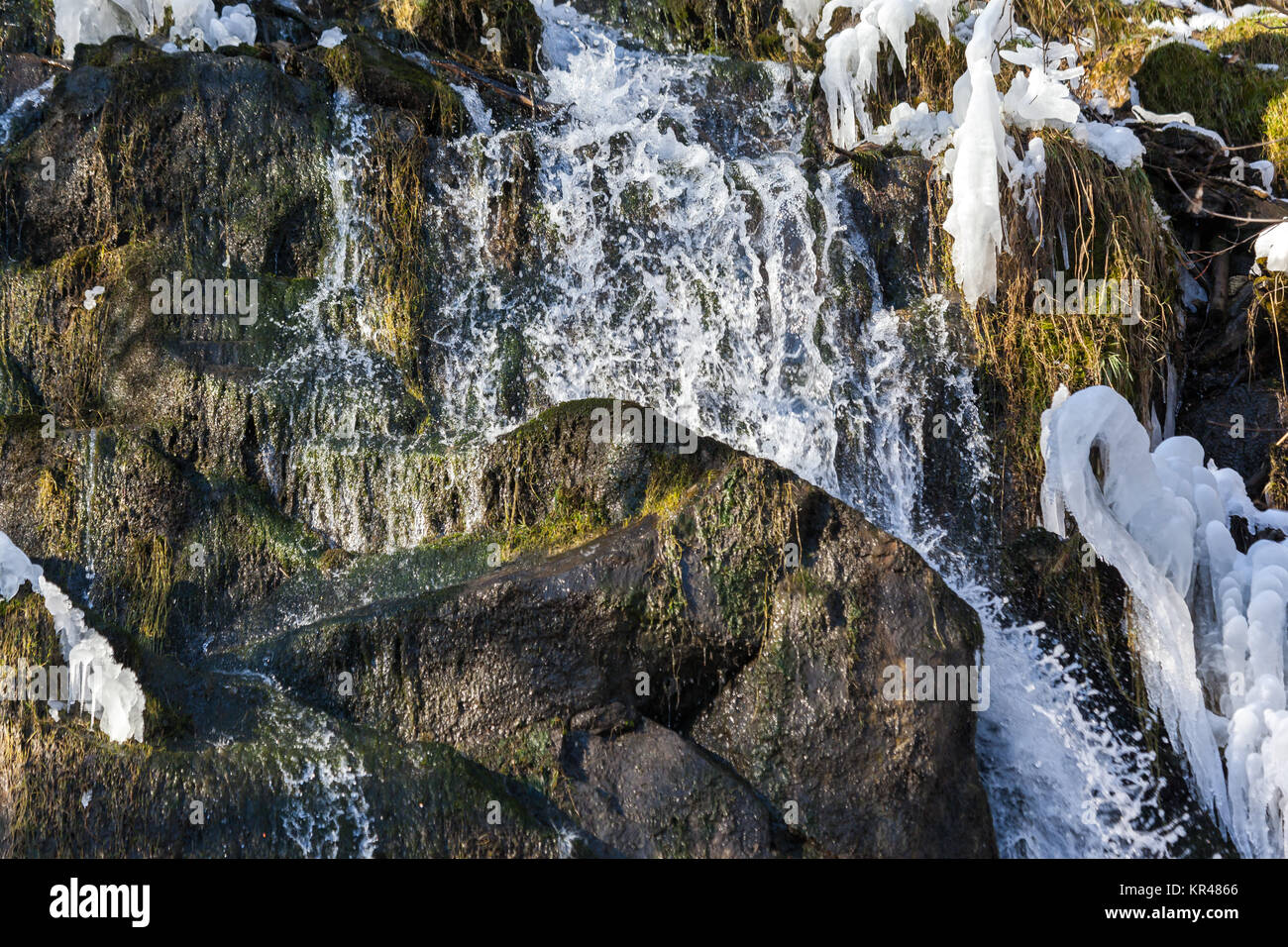 Wasserfall KÃ¶nigshÃ¼tte im Harz inverno Foto Stock