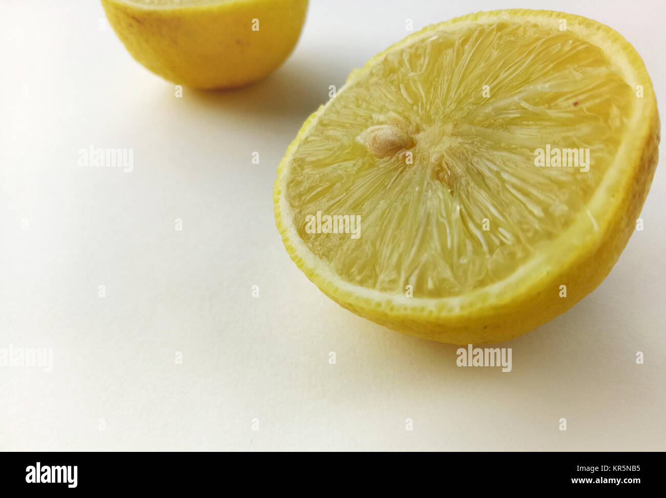 Fresca fetta di limone naturale di frutta sani Foto Stock