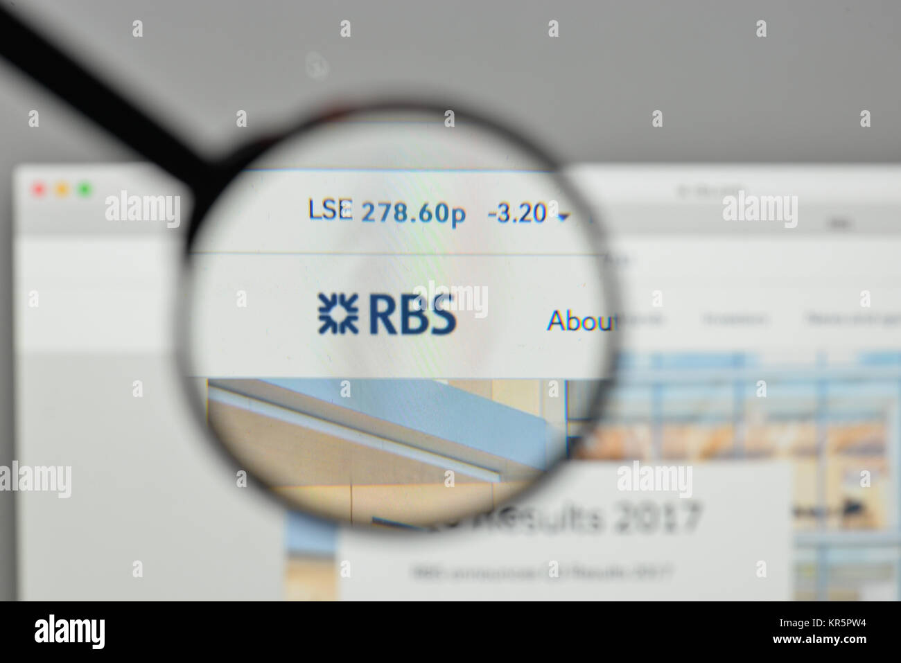 Milano, Italia - 1 Novembre 2017: Royal Bank of Scotland Group logo sulla homepage del sito web. Foto Stock