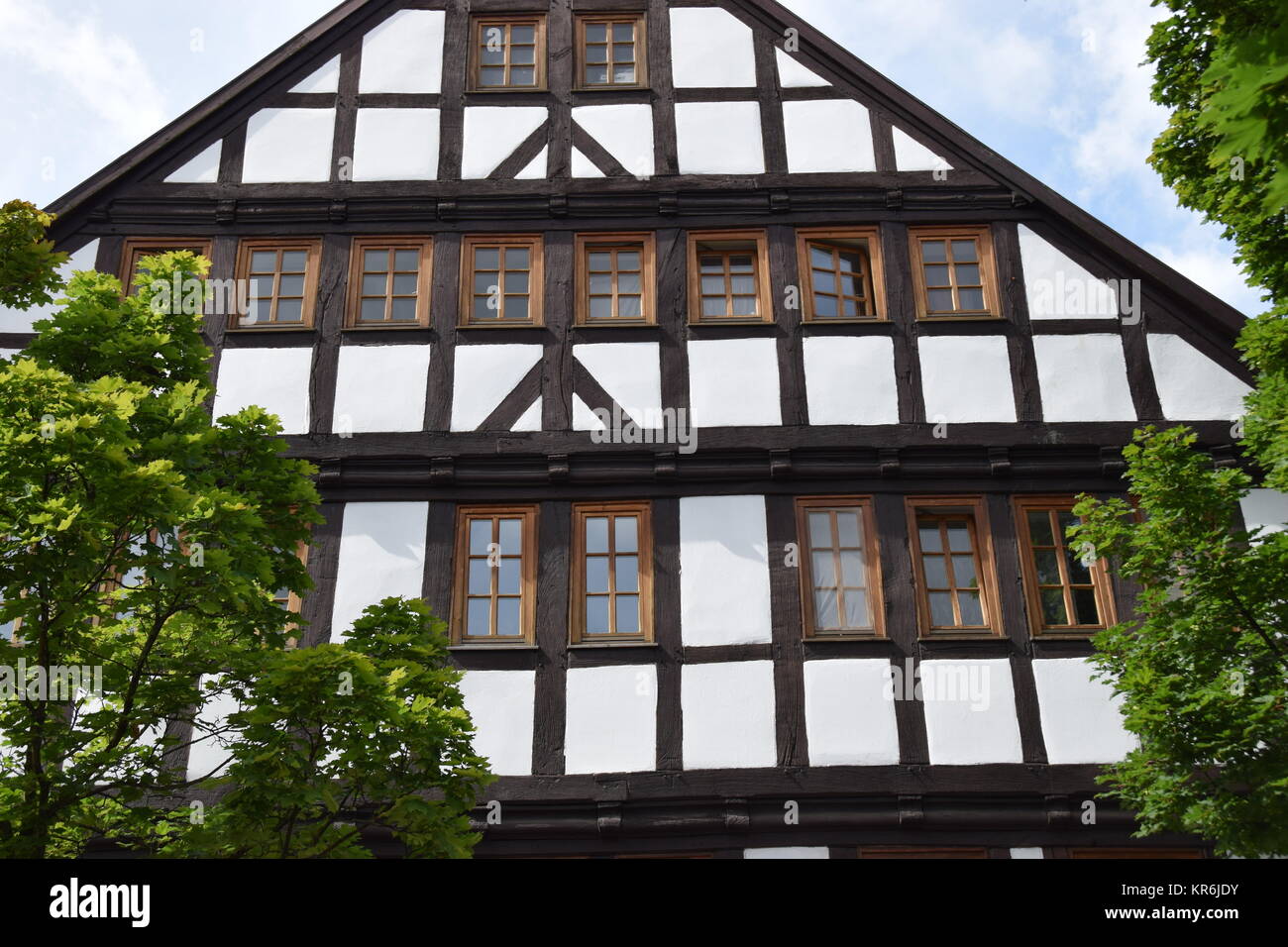 Ristrutturato a struttura mista in legno e muratura gable a Stadthagen Foto Stock